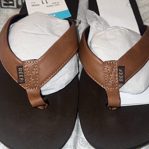 REEF Twinpin Mens Brown/Tan Vegan Leather Flip Flop/Sandal | NEW/NWT!! ☀️🌊🏝️ - Picture 7 of 11